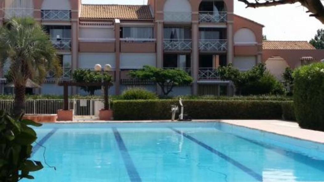 Appartement Appt T2 En Duplex, Piscine, Parking Privé à 200 M De La Plage! *